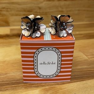 Stella & Dot earrings